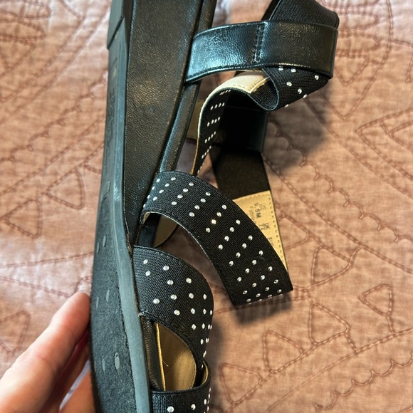 Life Stride Black Sandals with Studded Straps - Picture 5 of 8